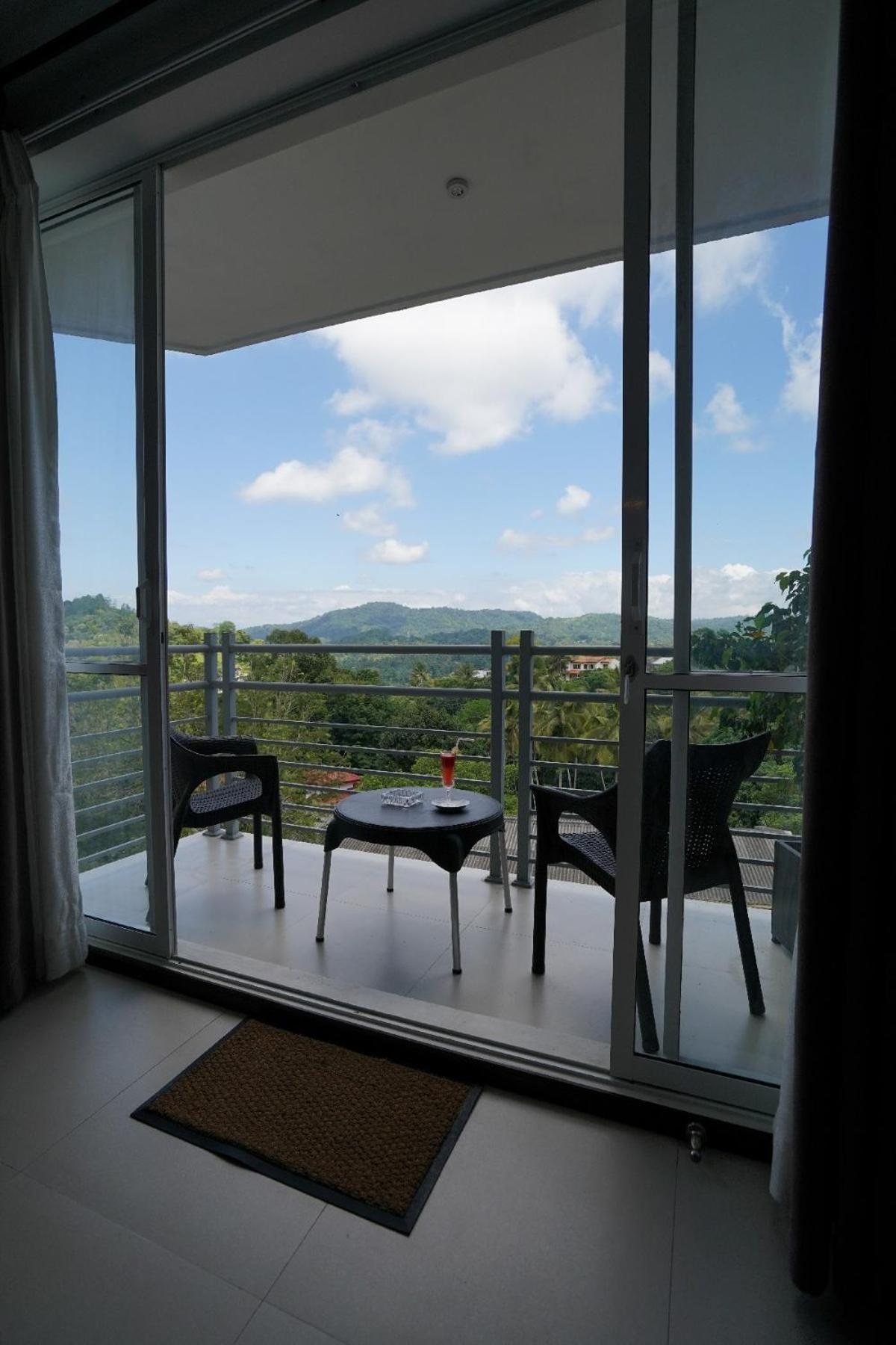 Regent Heights Aparthotel Kandy Buitenkant foto